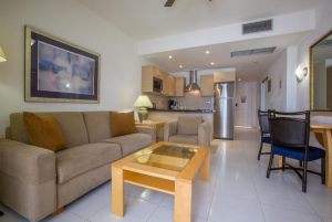 Hollywood Mirage Los Cristianos