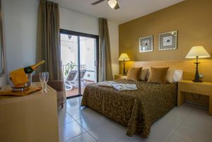 Hollywood Mirage Los Cristianos
