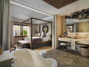Royal River & Spa, Luxury Hote