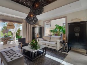 Royal River & Spa, Luxury Hotel