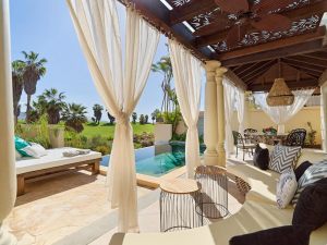 Royal River & Spa, Luxury Hotel
