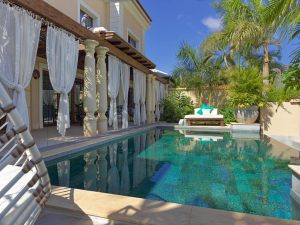 Royal River & Spa, Luxury Hotel